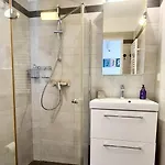 Vue Imprenable Et Piscine Appartement Bandol