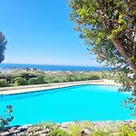 Appartement Vue Imprenable Et Piscine *