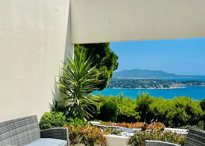 Lägenhet Vue Imprenable Et Piscine Bandol